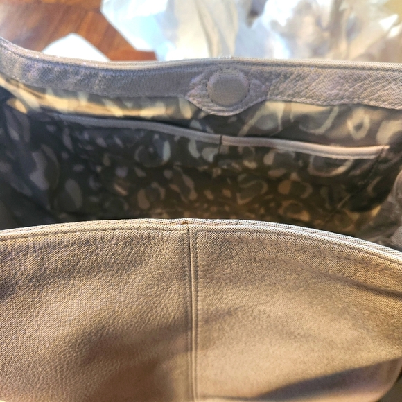 Aimee Kestenberg Leather Expandable Shopper Mystic Metallic Lovers Lane Bag - Picture 14 of 16